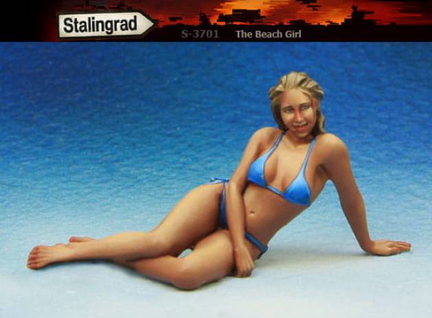Stalingrad STG3701 Girls on beach / 1:35